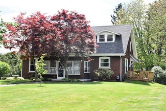 97 Darlington Rd, Beaver Falls, PA 15010