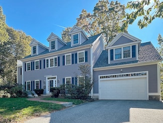 11 Oakland St, Lexington, MA 02420