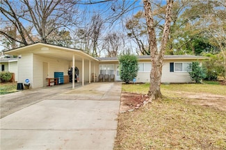 652 Wilshire Rd, Mobile, AL 36609