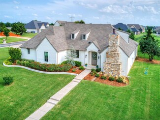 2120 Treviso Ct, Edmond, OK 73034