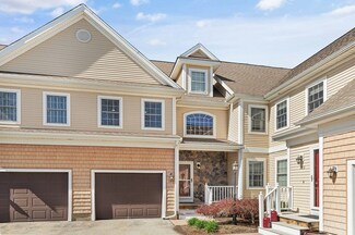 109 Regency Ln, Abington, MA 02351