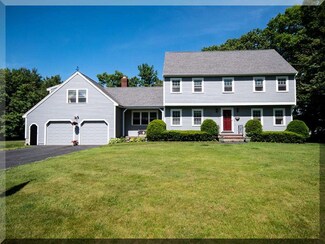 11 Starwood Crossing, Andover, MA 01810