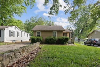 506 E Hereford Ave, Independence, MO 64055