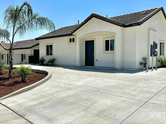 9818 Turning Leaf Ln, Bakersfield, CA 93306