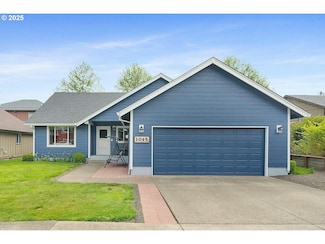 1045 Murray Way, Tillamook, OR 97141