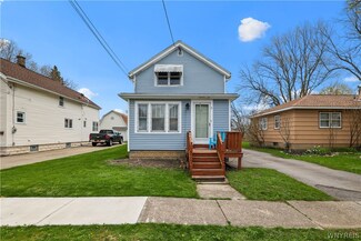 9 Field Ave, Lancaster, NY 14086