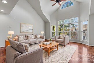 513 N Graham St Unit 3D, Charlotte, NC 28202