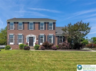 7433 Cedar Rd, MacUngie, PA 18062