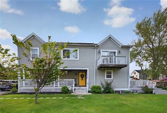 69 Arnold St, Lincoln, RI 02865