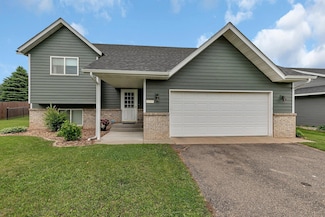 1285 Stone Ridge Rd, Sauk Rapids, MN 56379