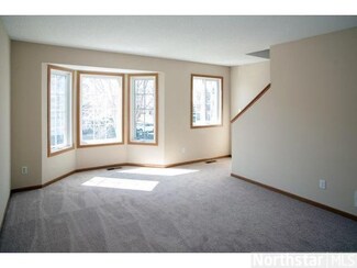 15538 Float Ln, Apple Valley, MN 55124