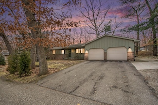 7362 30th St SE, Ada, MI 49301