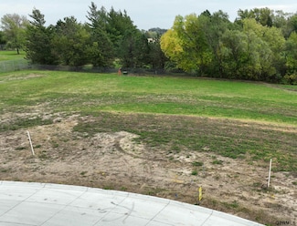 1200 Johnson Ln, Crete, NE 68333