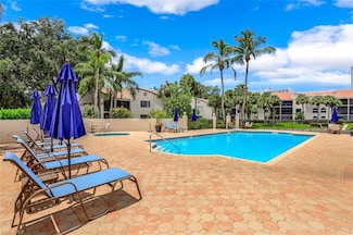6500 Valen Way Unit 305, Naples, FL 34108