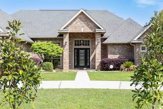 5672 Heatherton Rd, Milton, FL 32570