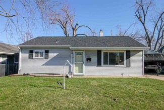 506 40th St NE, Cedar Rapids, IA 52402