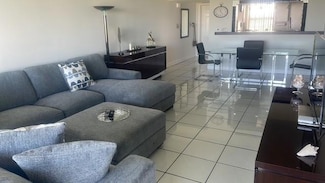 2661 S Course Dr Unit 902, Pompano Beach, FL 33069