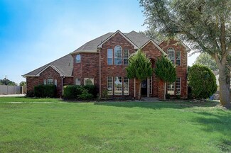 908 Valley View Ave, Red Oak, TX 75154