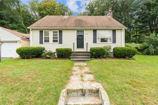 812 Greenville Ave, Johnston, RI 02919