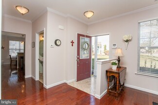 15 Old Cedarbrook Rd Unit 101, Wyncote, PA 19095