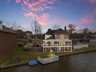 83 Stones Throw Dr, Hattiesburg, MS 39402