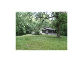 1530 Woodland Dr, Peninsula, OH 44264