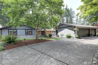 151 E Country Club Dr W, Union, WA 98592