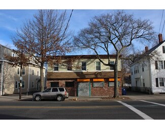 122 Boston St, Salem, MA 01970