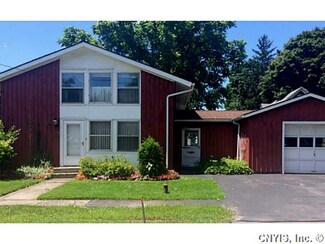 7 Onondaga St, Tully, NY 13159