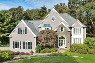 8 Riverbend Rd, Hopkinton, MA 01748