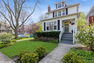 932 15th St, Wilmette, IL 60091