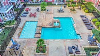 2400 Mccue Rd Unit 436, Houston, TX 77056