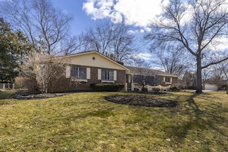 4300 Donington Rd, Columbus, OH 43220