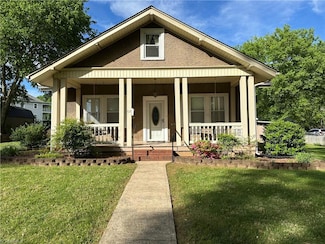 511 Ash St, Eden, NC 27288