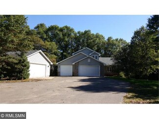 29381 Hillcrest Dr, Stacy, MN 55079