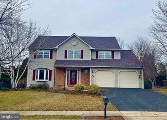 17 Brookfield Dr, Fleetwood, PA 19522
