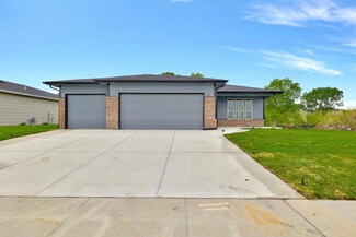 501 Sweetwater Rd, Maize, KS 67101