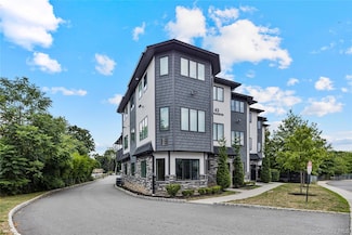 43 N Madison Ave Unit 112, Spring Valley, NY 10977