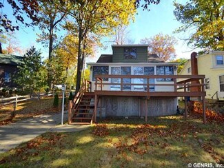 7281 Phelps Ave, Wolcott, NY 14590