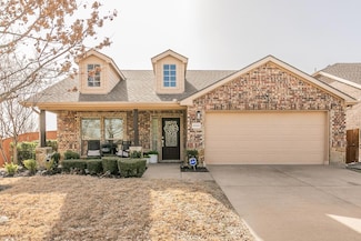 2035 Carriage Rd, Heartland, TX 75126