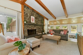 134 Summit Rd, Abington, MA 02351