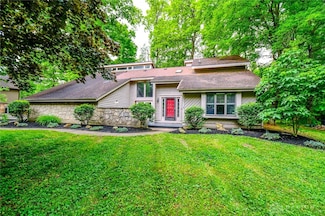 222 Walnut Grove Dr, Dayton, OH 45458