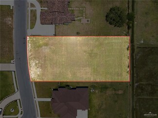 812 Splendor Blvd, Edinburg, TX 78542