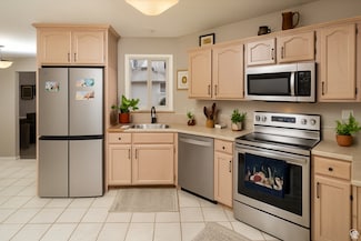 28 River Pointe Dr, Logan, UT 84321