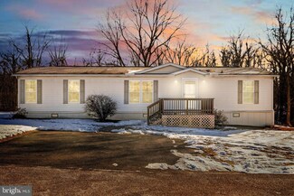 4500 Hikey St, Dover, PA 17315