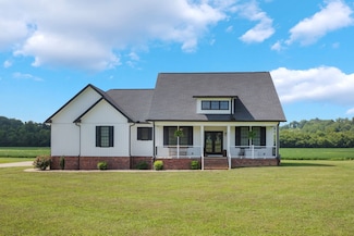 215 Al Roman Rd, Pulaski, TN 38478