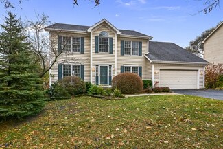 2001 Red Haw Ln, Saint Charles, IL 60174