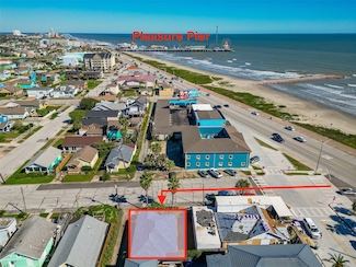 2415 31st St, Galveston, TX 77550