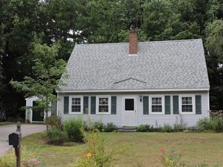 7 Bentwood St, Concord, NH 03303