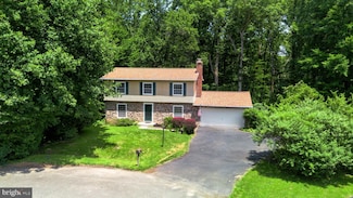 12651 Peak Ct, Manassas, VA 20112